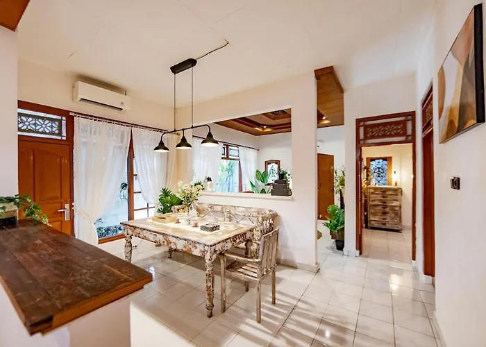 2br Charming Balinese In Umalas Ferienhaus Kerobokan